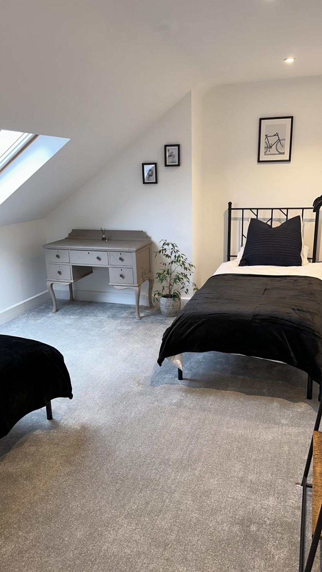 Modern Harrogate House Sleeps 10, Cinema Room & Hot Tub Екстер'єр фото