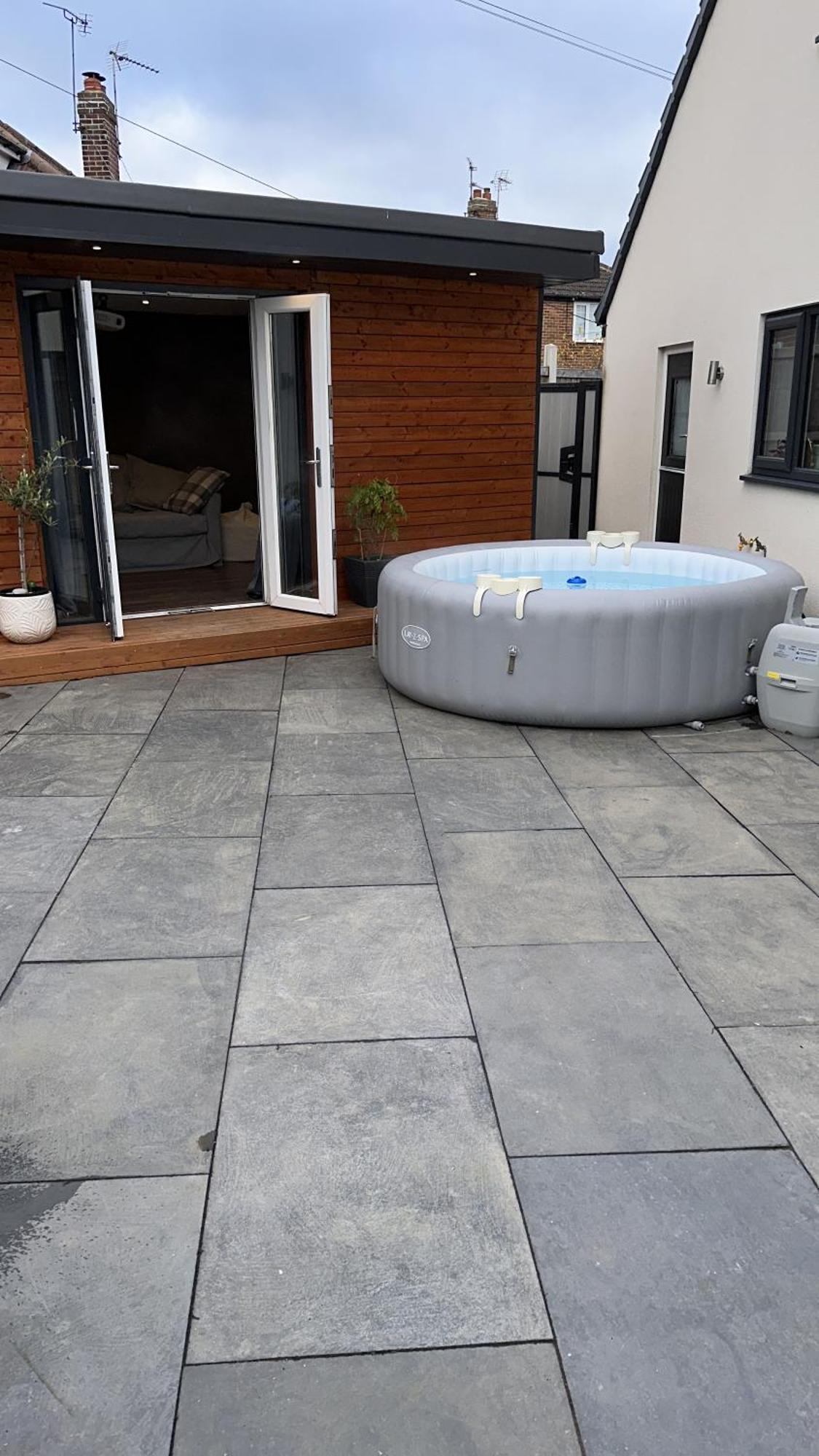 Modern Harrogate House Sleeps 10, Cinema Room & Hot Tub Екстер'єр фото